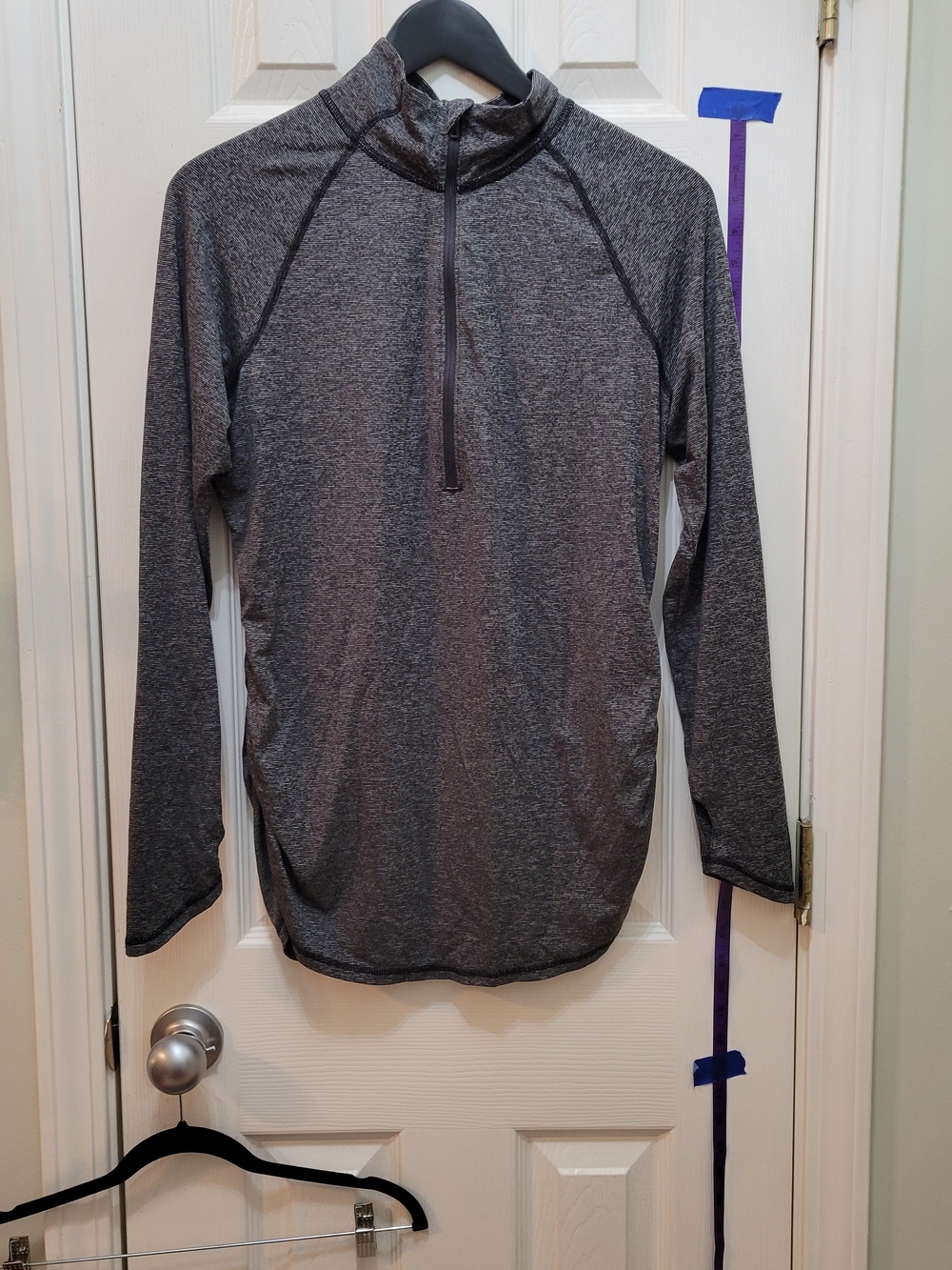 The North Face Women's Charcoal Gray Half-Zip Long Sleeve
